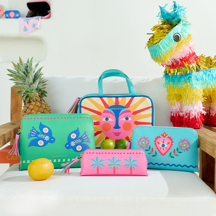 Large Fiesta Vanity Bag (25 × 18 cm) with matching interior, inner pocket, rose‑gold zipper and leather‑feel tassel pull.