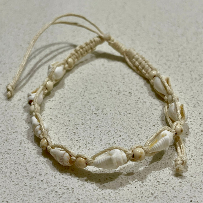 Shell and Bead Bracelet