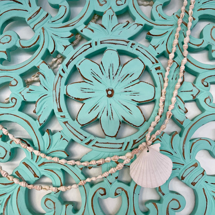 The Paros necklace