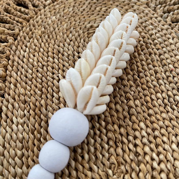Bead / Cowrie Shell Keyring