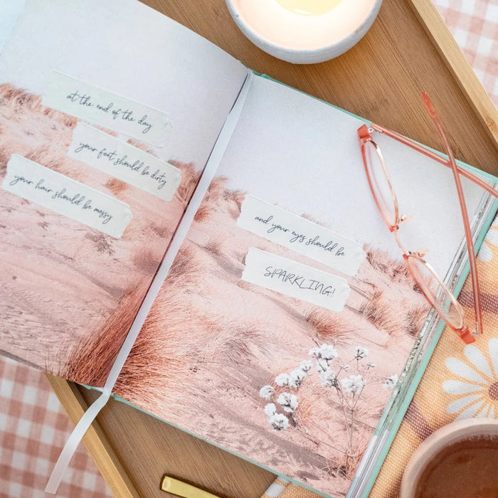 Ultimate Travel Journal, perfect companion for explorers and travelers