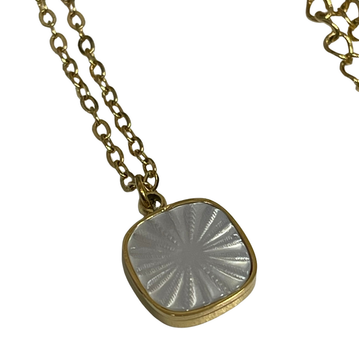 Mother of Pearl Rays Necklace
