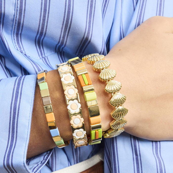 Gold Sea Shell Bracelet