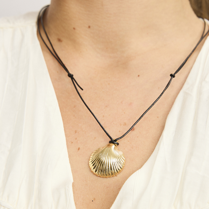 Marine Scallop Shell Rope Necklace – Silver or Gold