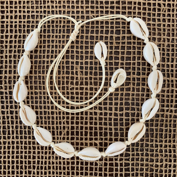 Adjustable Cowrie Shell Necklace