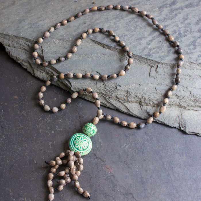 Raw Seed Necklace - Lime